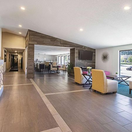 La Quinta By Wyndham Portland Nw Hotel Екстериор снимка