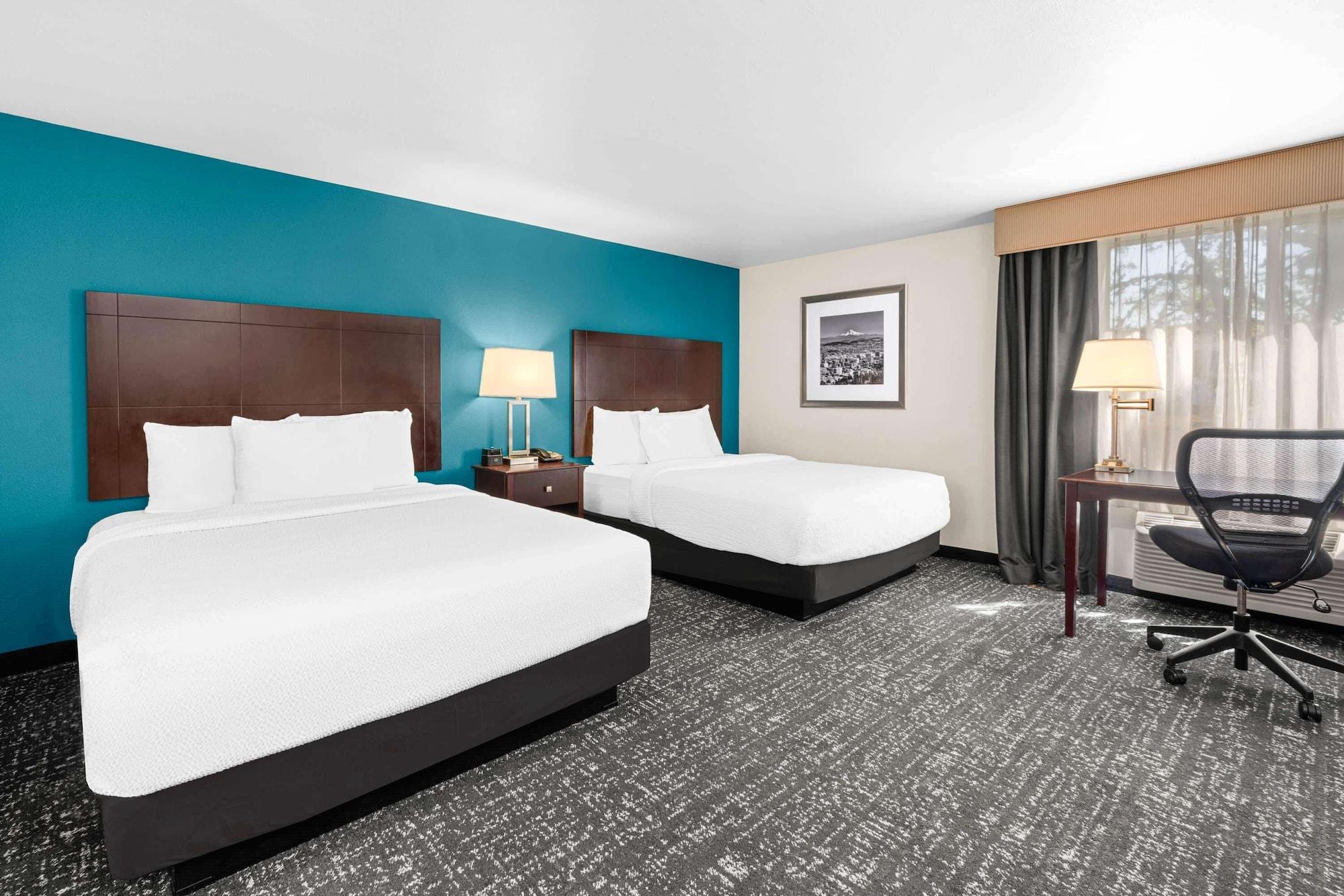 La Quinta By Wyndham Portland Nw Hotel Екстериор снимка
