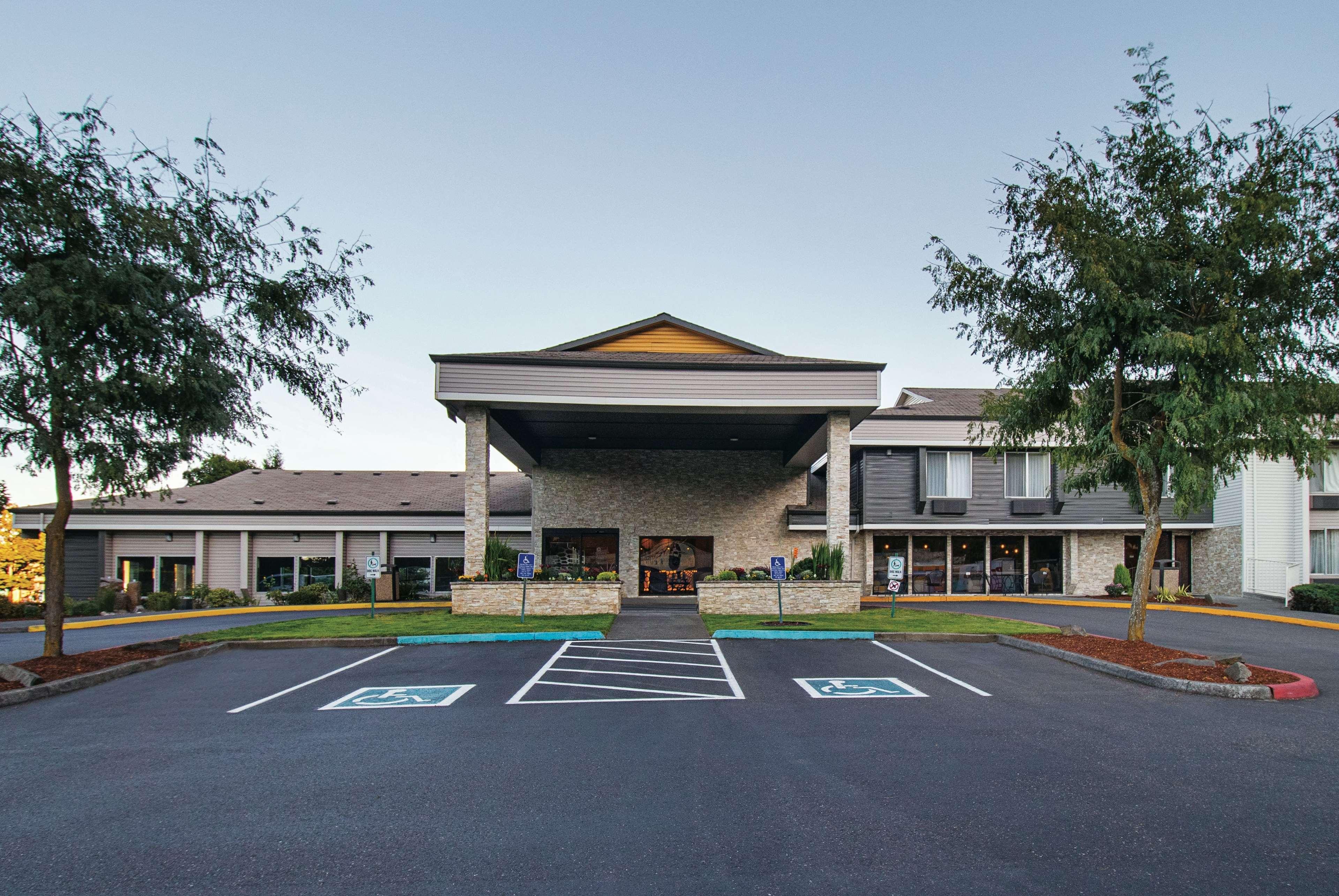 La Quinta By Wyndham Portland Nw Hotel Екстериор снимка