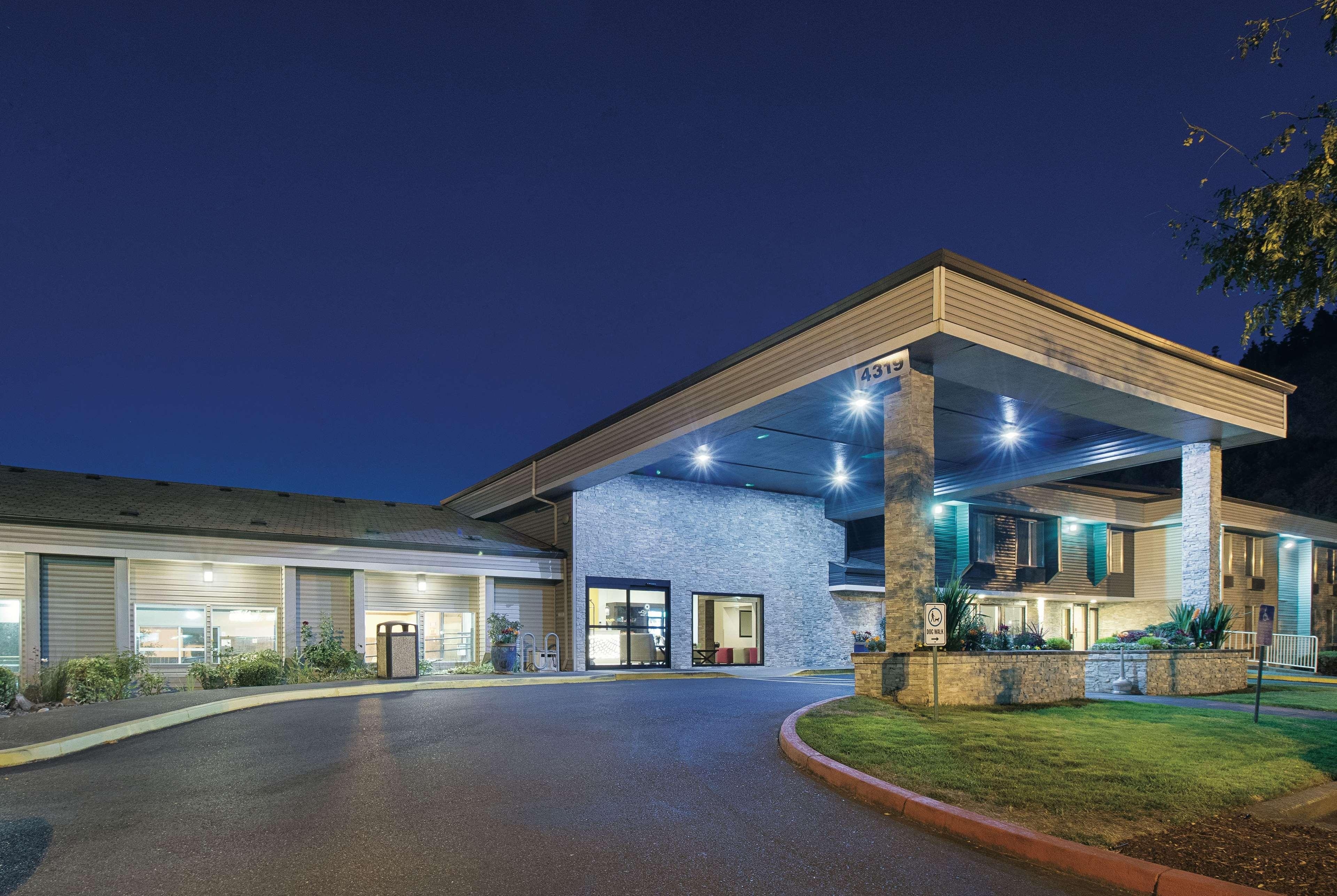 La Quinta By Wyndham Portland Nw Hotel Екстериор снимка