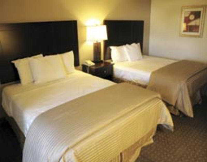 La Quinta By Wyndham Portland Nw Hotel Стая снимка