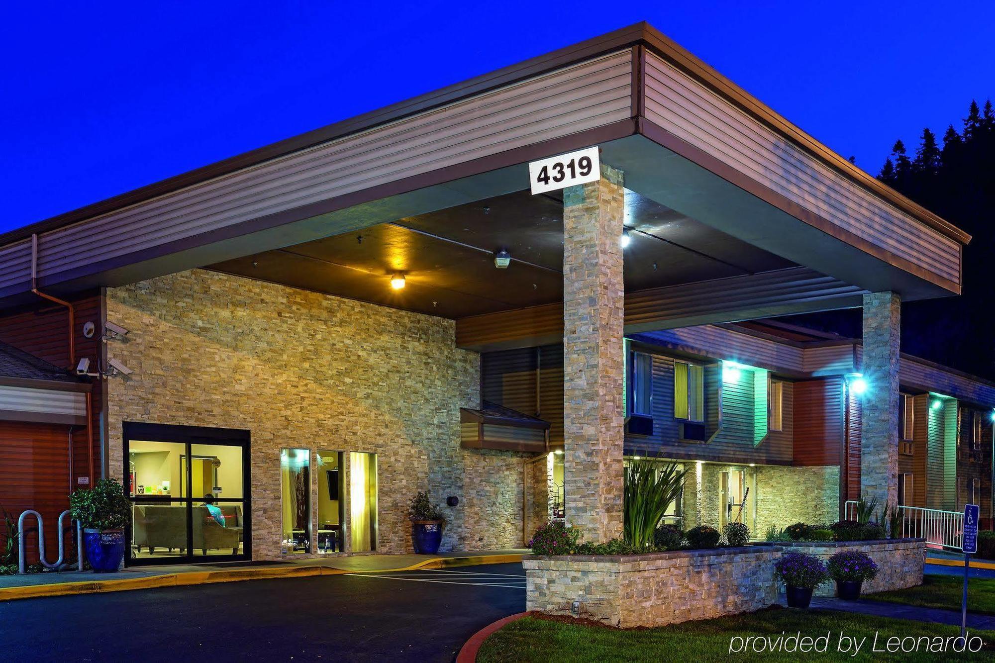 La Quinta By Wyndham Portland Nw Hotel Екстериор снимка