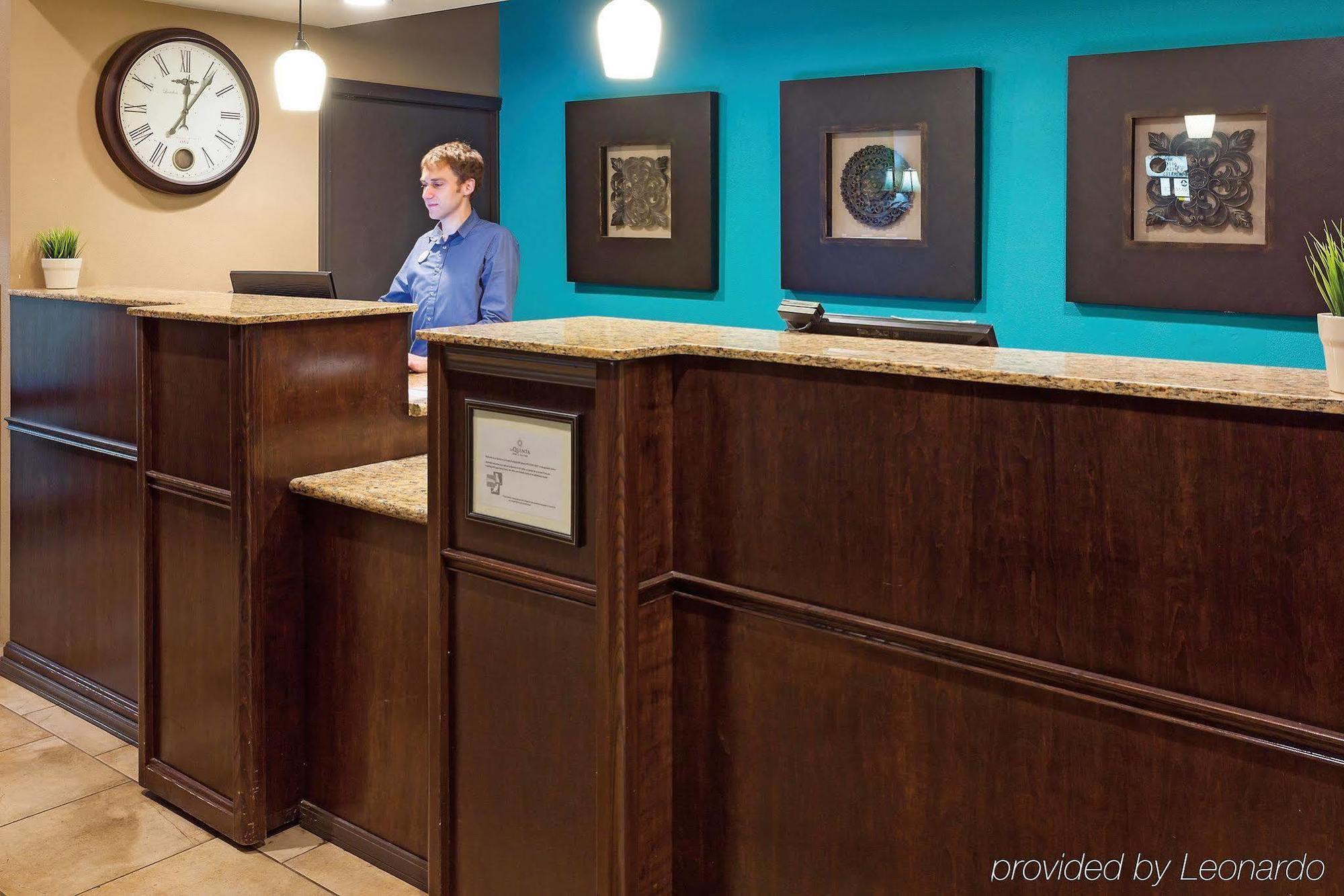 La Quinta By Wyndham Portland Nw Hotel Екстериор снимка