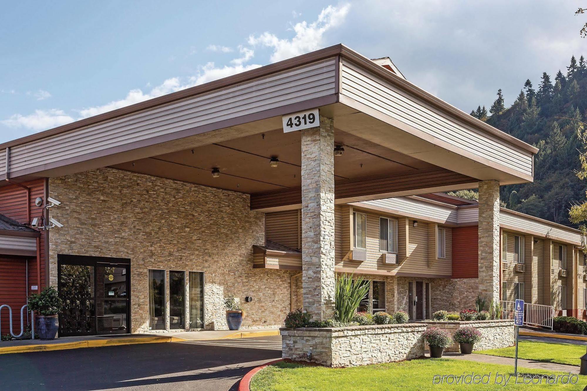 La Quinta By Wyndham Portland Nw Hotel Екстериор снимка